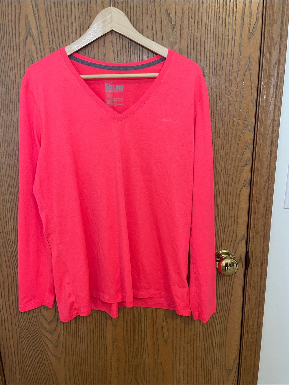 Women’s Nike Dri-Fit Regular Fit Shirt